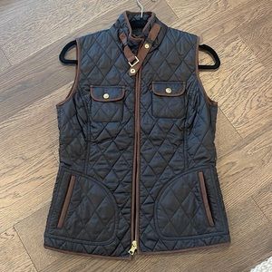 Banana Republic Quilted Vest Size XS